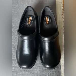 SafeTStep size 10w shoe.